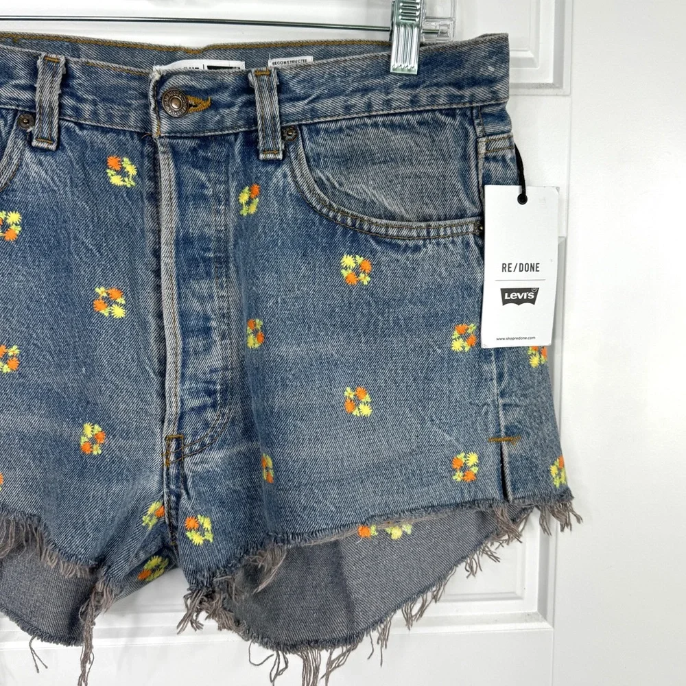 RE/DONE Levi’s The Short NEW Size 28 Floral Indigo Embroidered Jean Shorts